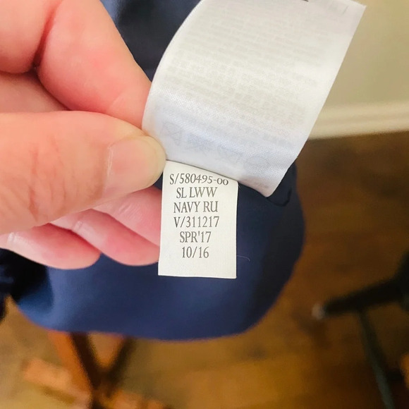 Banana Republic women’s sleeveless ruffle chambray blouse 95% wool SZ 0 blue - Picture 10 of 10